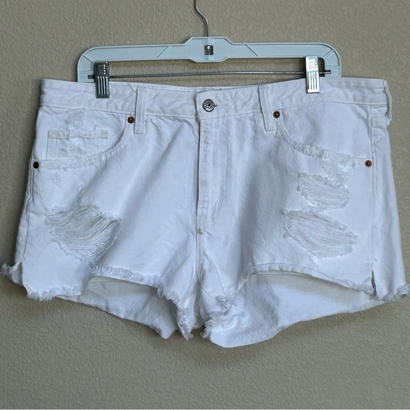 Abercrombie & Fitch Boyfriend Jean Cutoff Shorts – Women’s Size 32 (14) White - Picture 1 of 3